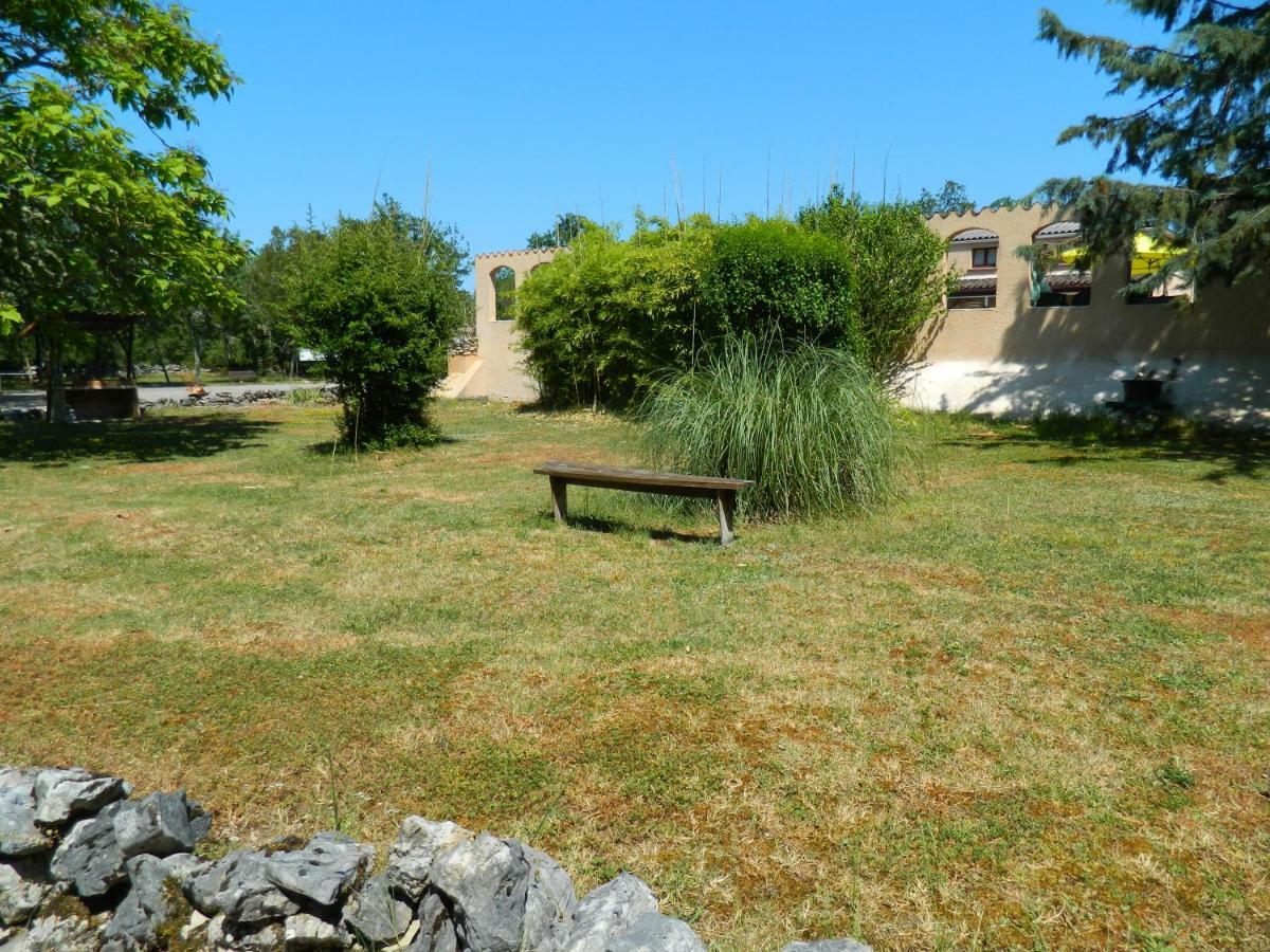 Les Gites Des Dryades Vers  Exterior photo