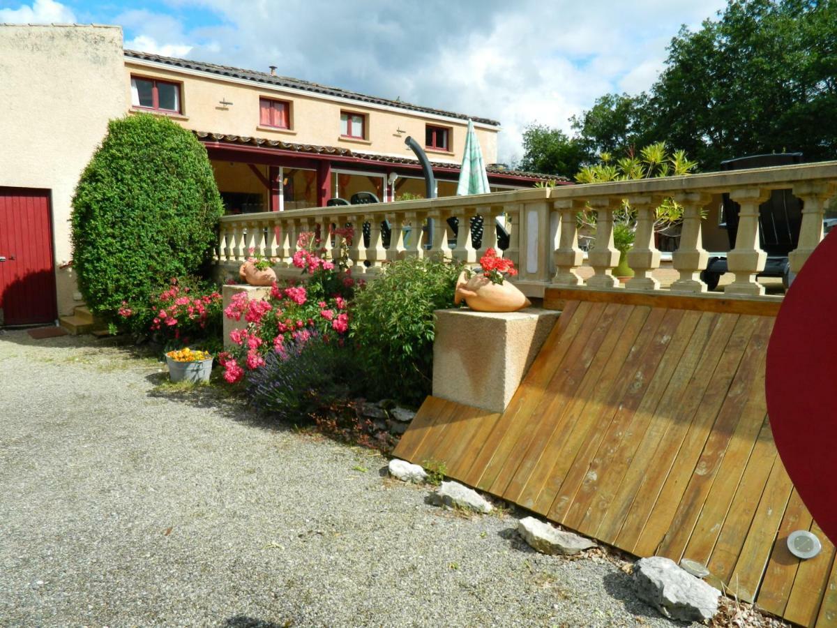 Les Gites Des Dryades Vers  Exterior photo